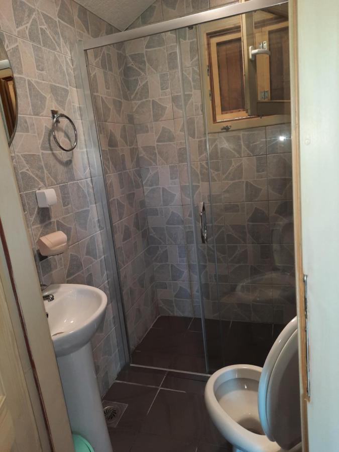 Mali Raj Apartmani เซทินเจ ภายนอก รูปภาพ